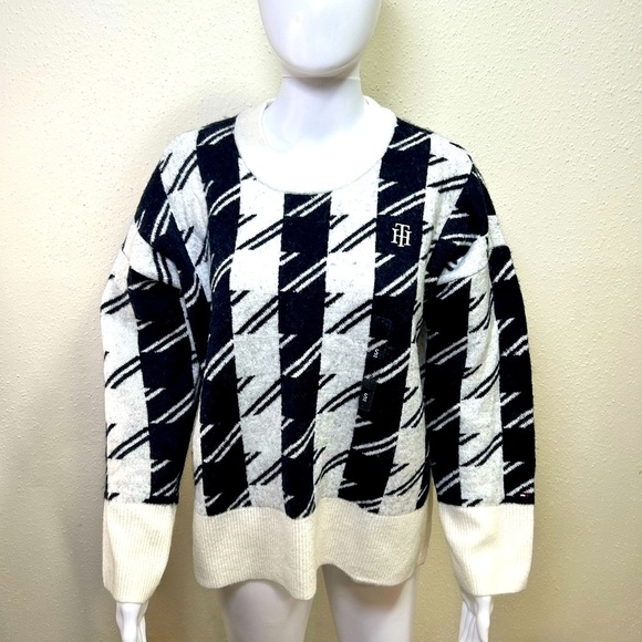 Tommy Hilfiger Black and Cream Houndstooth Cardigan - Picture 3 of 8